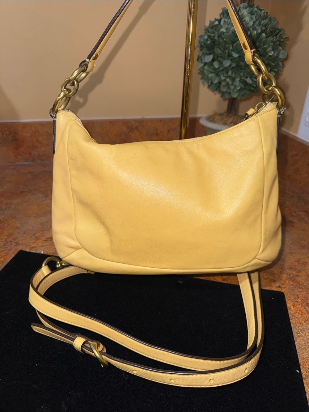 Coach Kristin Hobo Bag buttercream yellow - Picture 3 of 6